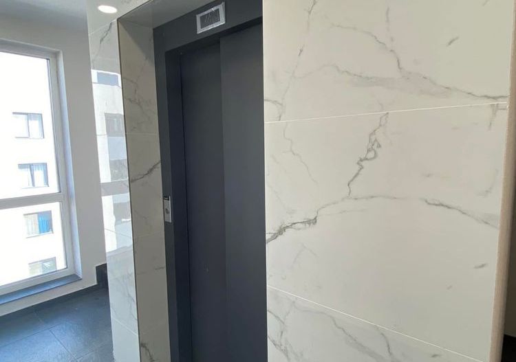 Vand apartament 2 camere - Poză 8