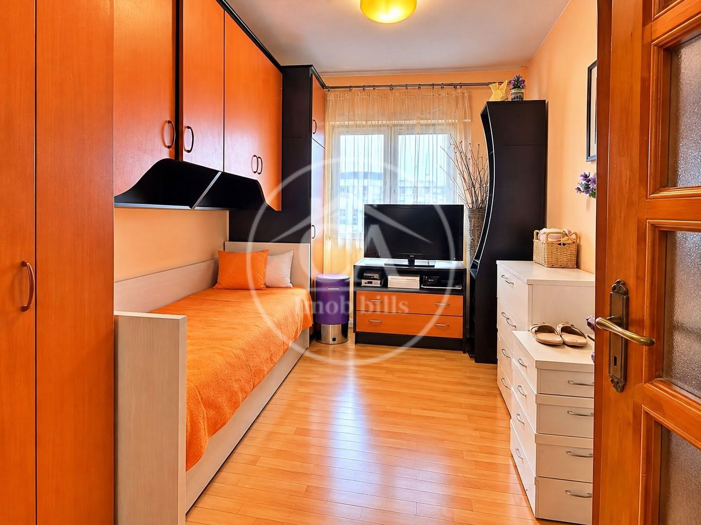 Apartament de vanzare cu 3 camere in zona Nufarul, Oradea - Poză 6