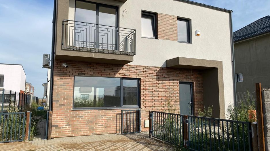 Vila individuala 4 camere, zona linistita in Tunari, Ilfov - Poză 1