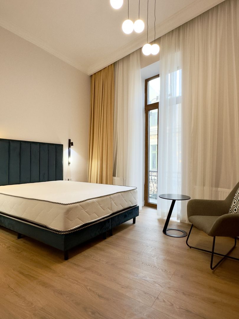 Magheru: 5 camere cu băi proprii – ideal business sau birouri - Poză 5