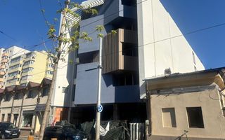 Apartament 3 camere de vanzare in zona Stefan cel Mare I Viitorului - Poză 1