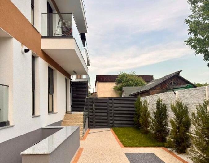 Apartament spațios cu 3 camere terasă și balcon  Băneasa Aviației Sector 1 - Poză 1