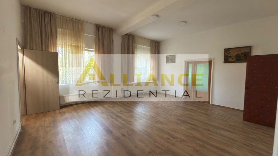 Casa individuala de vanzare in Catelu - 14 camere - teren 1550 mp - Poză 6