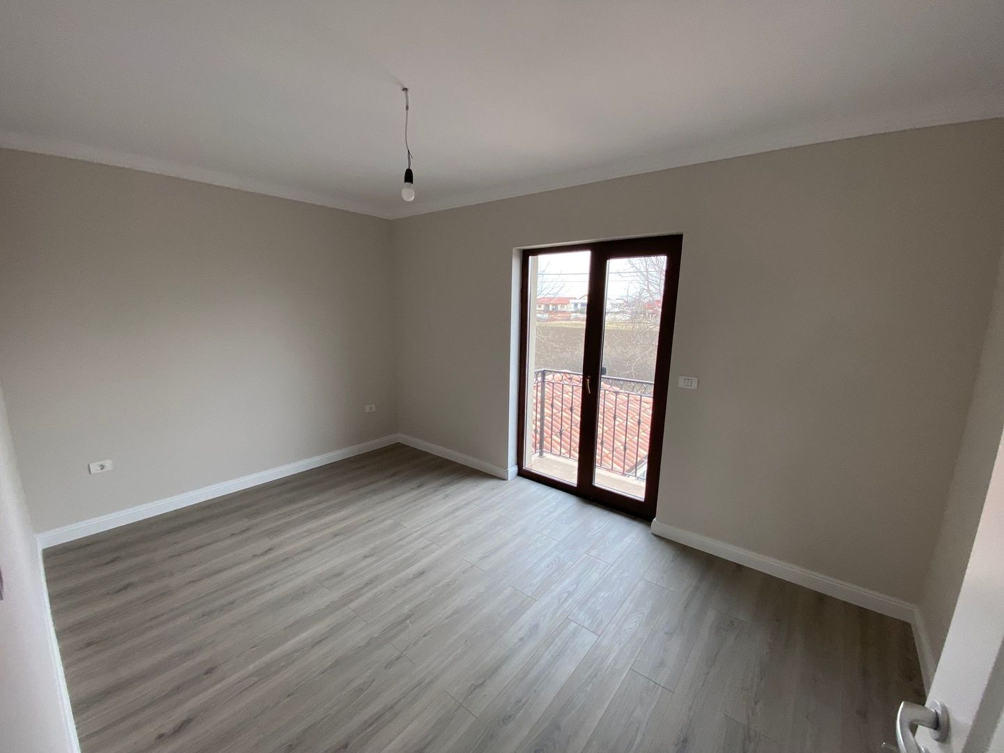 Duplex cu carport Dumbravita - IKEA - Poză 18