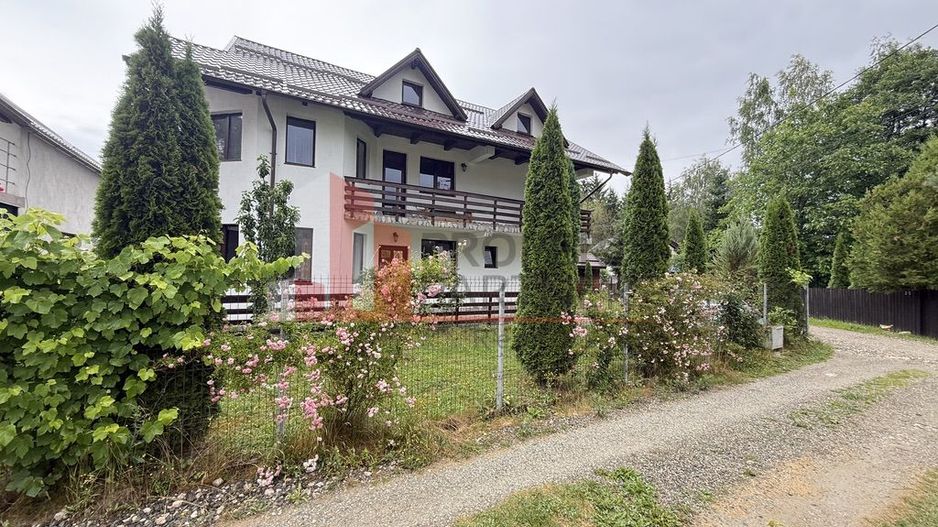 Proprietate spațioasă în Predeluț – la doar 800 m de centrul stațiunii Bran - Poză 5