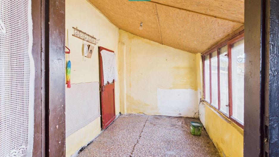 Casă cu 3 camere lângă frontiera Turnu - Poză 15