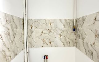 Garsoniera renovata, etaj intermediar, zona Pietei Izvoare - Poză 3