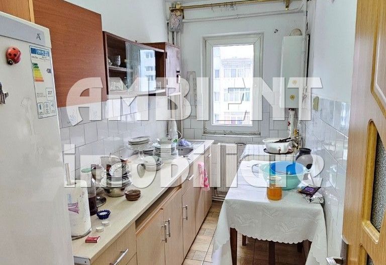 Apartament 2 camere, etaj 2, zona CONFECȚII; - Poză 1