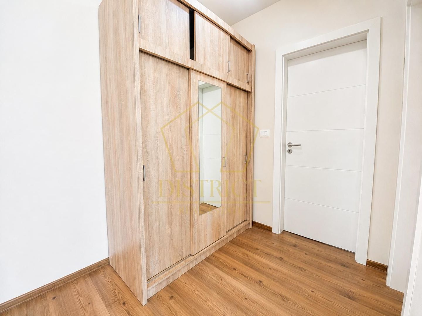 Apartament cu 2 camere | Dumbravita - Poză 11