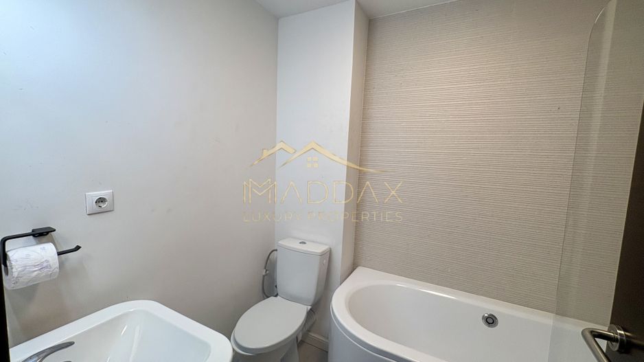 APARTAMENT de LUX cu 3 CAMERE cu Terasa si loc de parcare - Poză 14