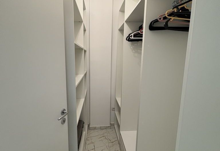 Apartament modern de vânzare în Giroc – mobilat și utilat complet! - Poză 7