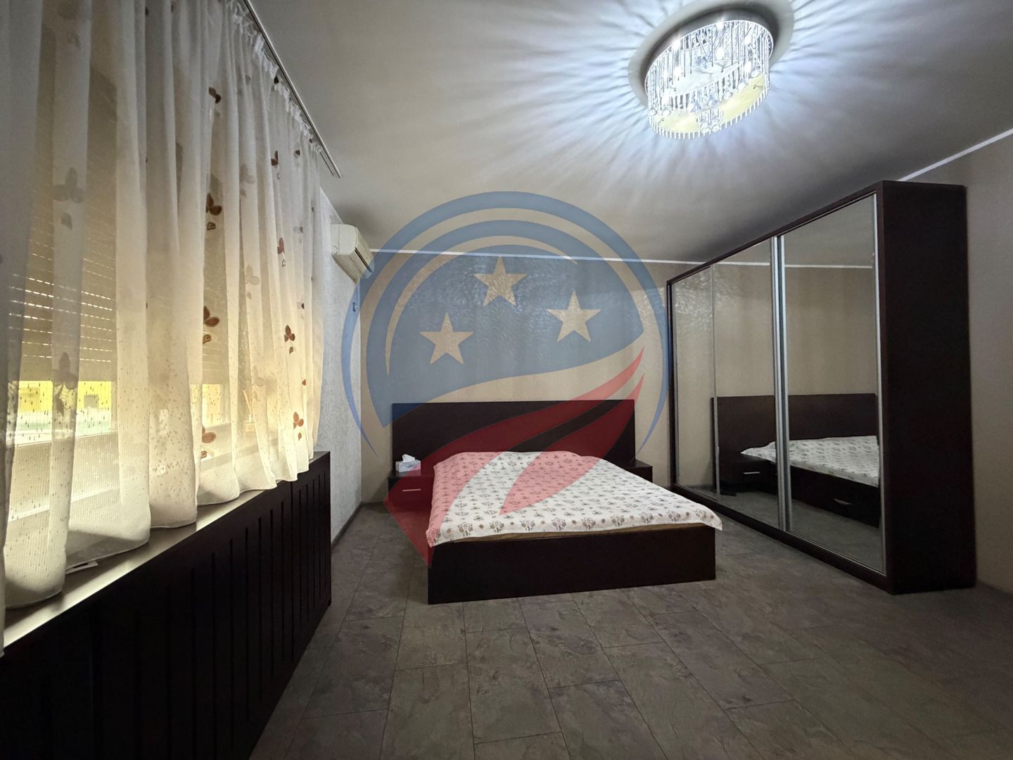 CHIRIE GARSONIERA FORD DAMILA - Poză 2