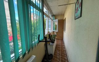 Vind apartament 2 camere. - Poză 2