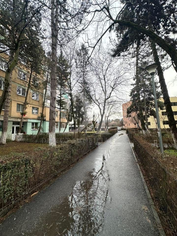 Apartament cu 3 camere -Gheorgheni - Poză 8