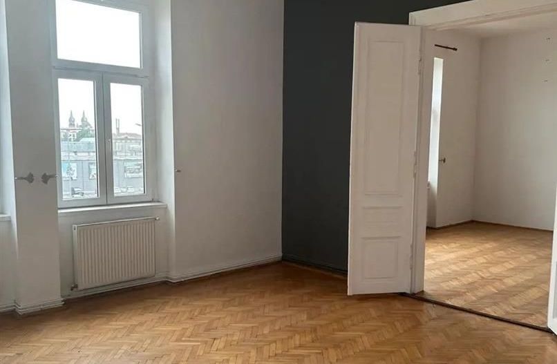 Apartament 2 camere cladire istorica - Poză 1