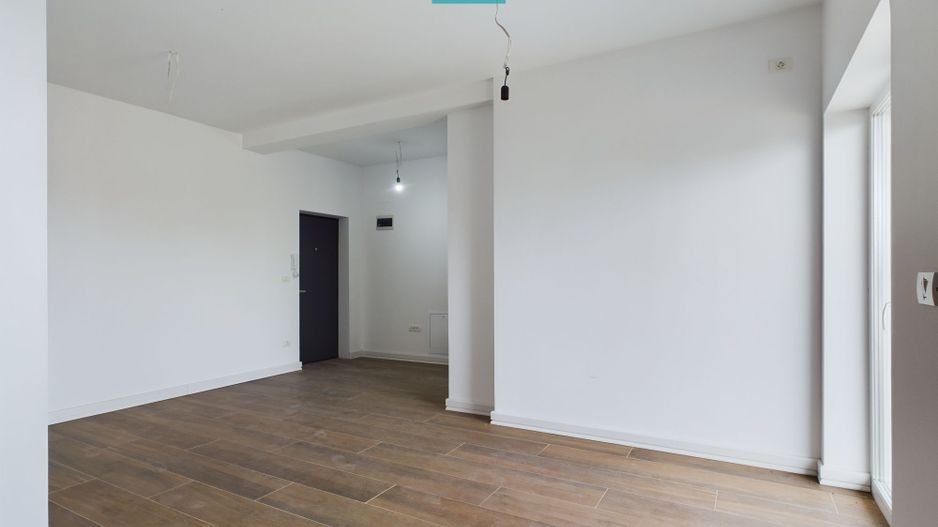 Apartament 1 cameră și dormitor separat, Torontal - Poză 2