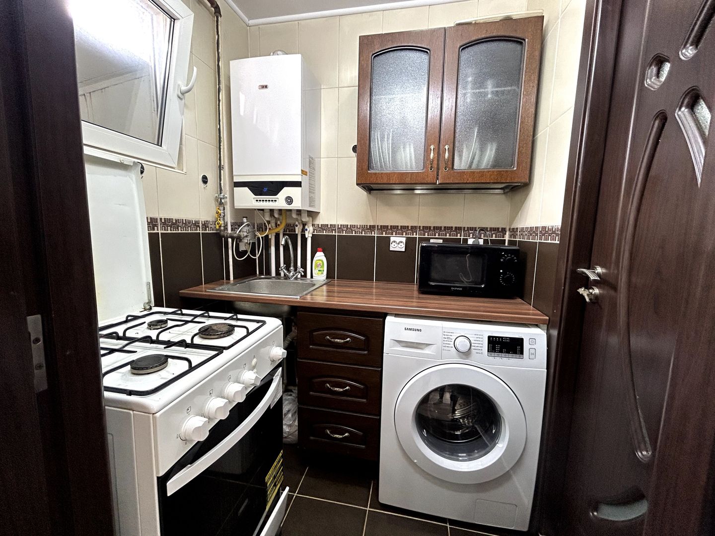 Garsoniera Strada Aurului, Centrala Proprie - Ideală pentru Investiție - Poză 6