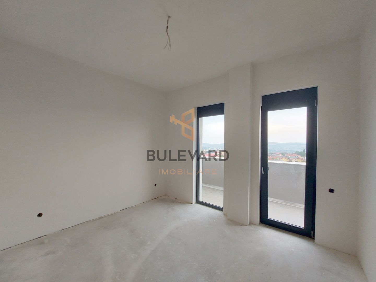 Apartament 2 camere cu CF in cartier Europa! - Poză 8