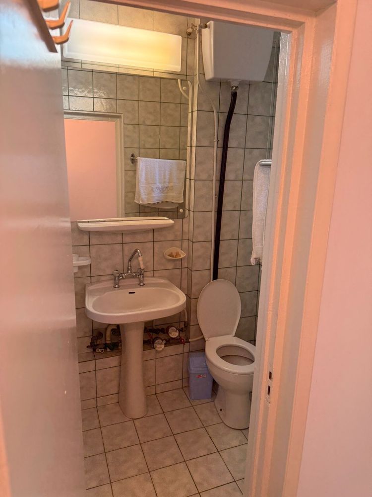 Închiriez Apartament cu 3 camere decomandat, parcare inclusă, metrou Dristor 🚗 - Poză 6