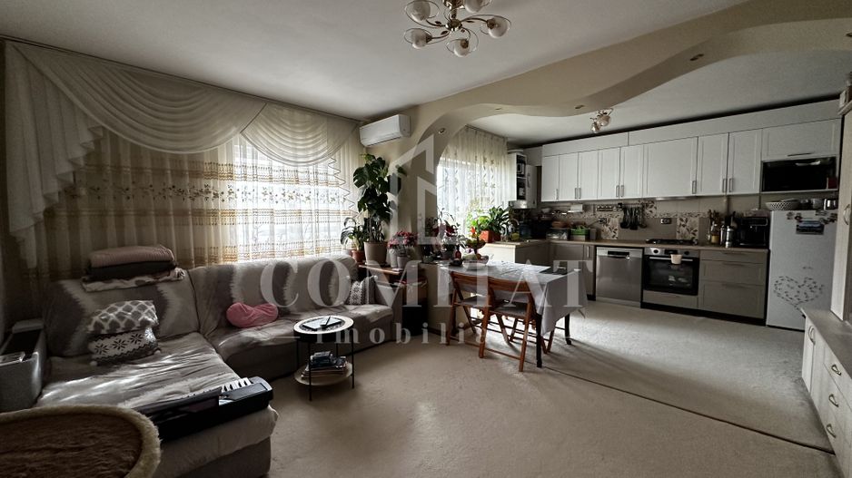 Apartament 3 camere | Etaj intermediar | Parcare | Cartier Terra - Poză 1