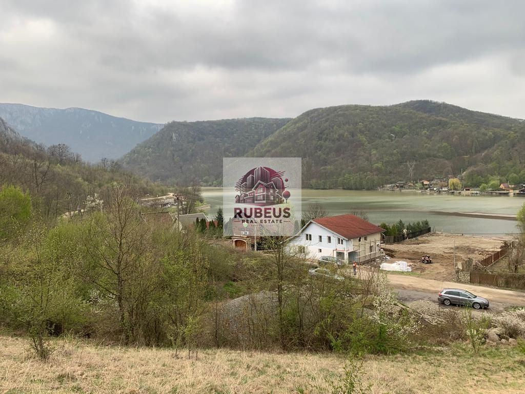 Teren intravilan 2.580 mp Eșelnița, acces DN57, ideal turism, locuinte - Poză 5