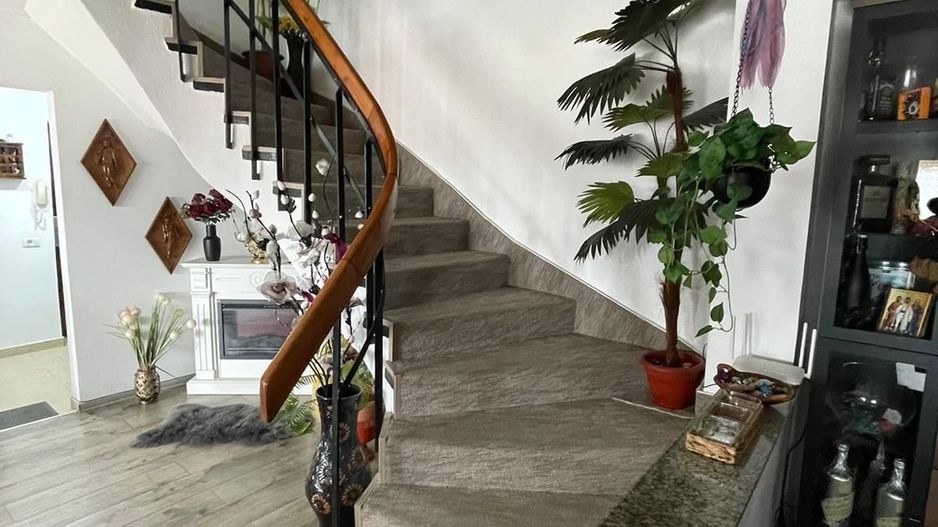 Duplex cu 4 camere de vânzare in Alba Iulia - Poză 13