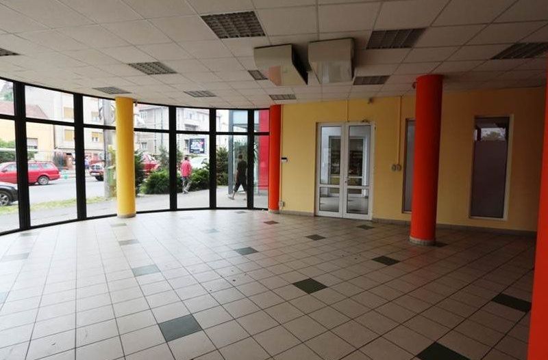 Spațiu comercial de 208mp de închiriat în zona Bogdanestilor - Poză 4