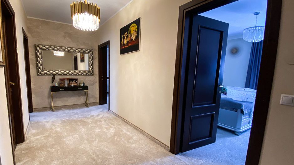 Refugiu Modern în Natură – Vilă Premium cu Design Contemporan - Poză 14