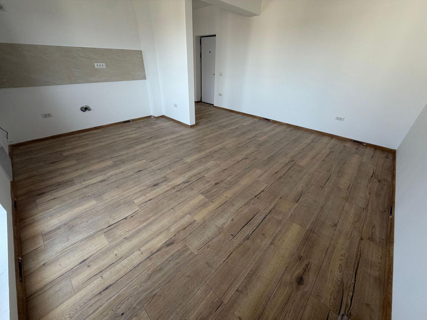 AP. 2 CAMERE - TIP STUDIO, BLOC FINALIZAT, LOC PARCARE, COMISION 0% - Poză 5