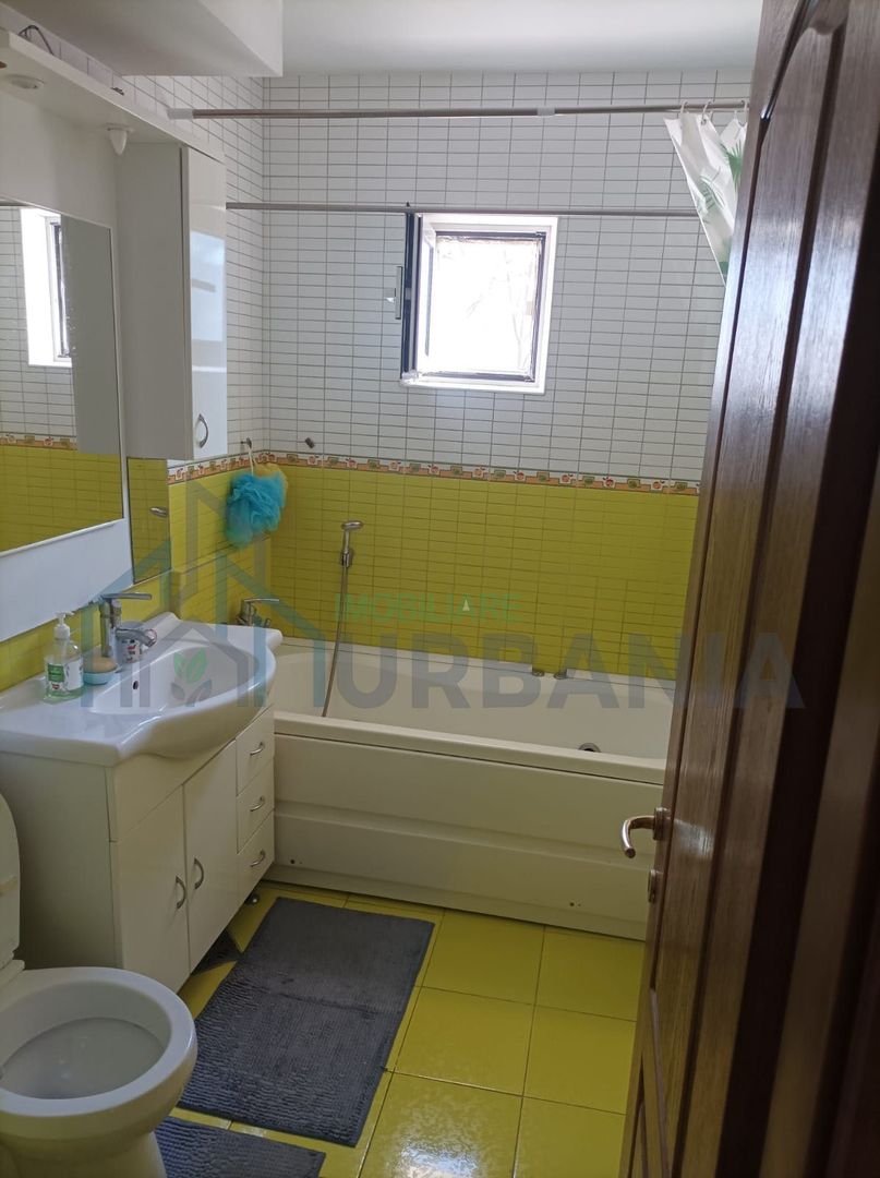 Apartament 3 camere, 70 mp, decomandat, în zona Nicolina, Iași - Poză 5