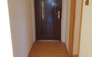 Apartament central, luminos, Trei Stejari lângă Mall. - Poză 5