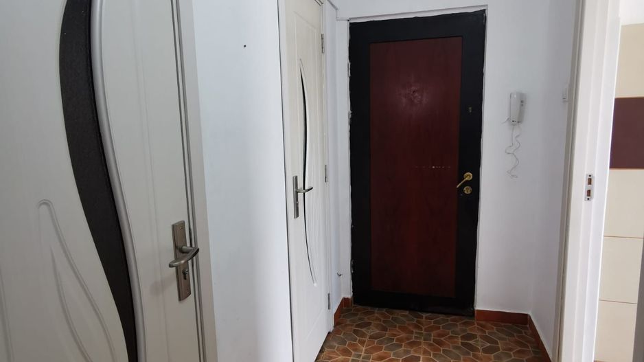 3 camere  decomandat Titan Ozana Pallady mutare imediata - Poză 4