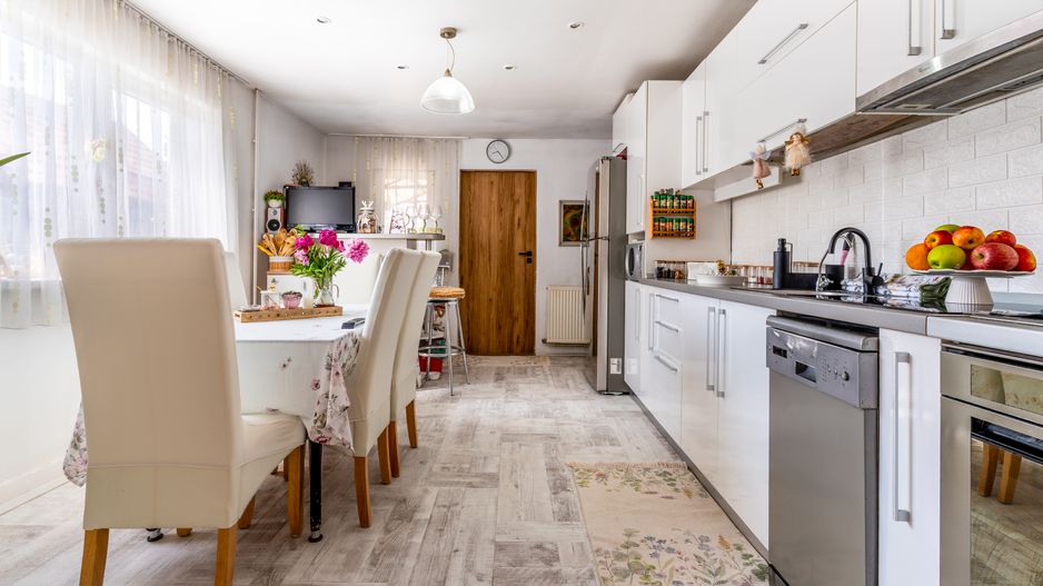 Casa individuala | 4 camere | 470 mp teren  | Avram Iancu, Floresti - Poză 13