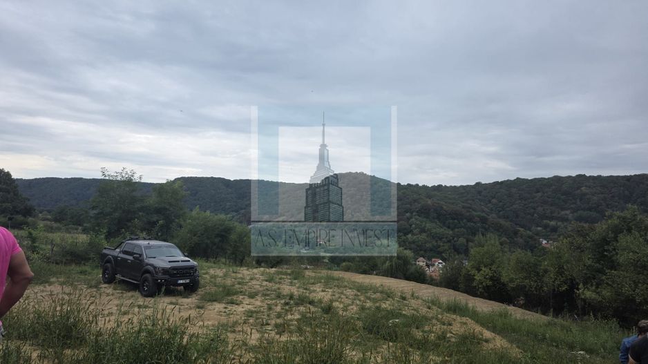Teren intravilan de vanzare - Poză 1