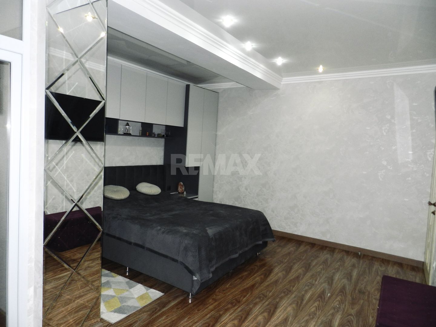Apartament cu două dormitoare și living comasat cu bucătărie - Poză 8