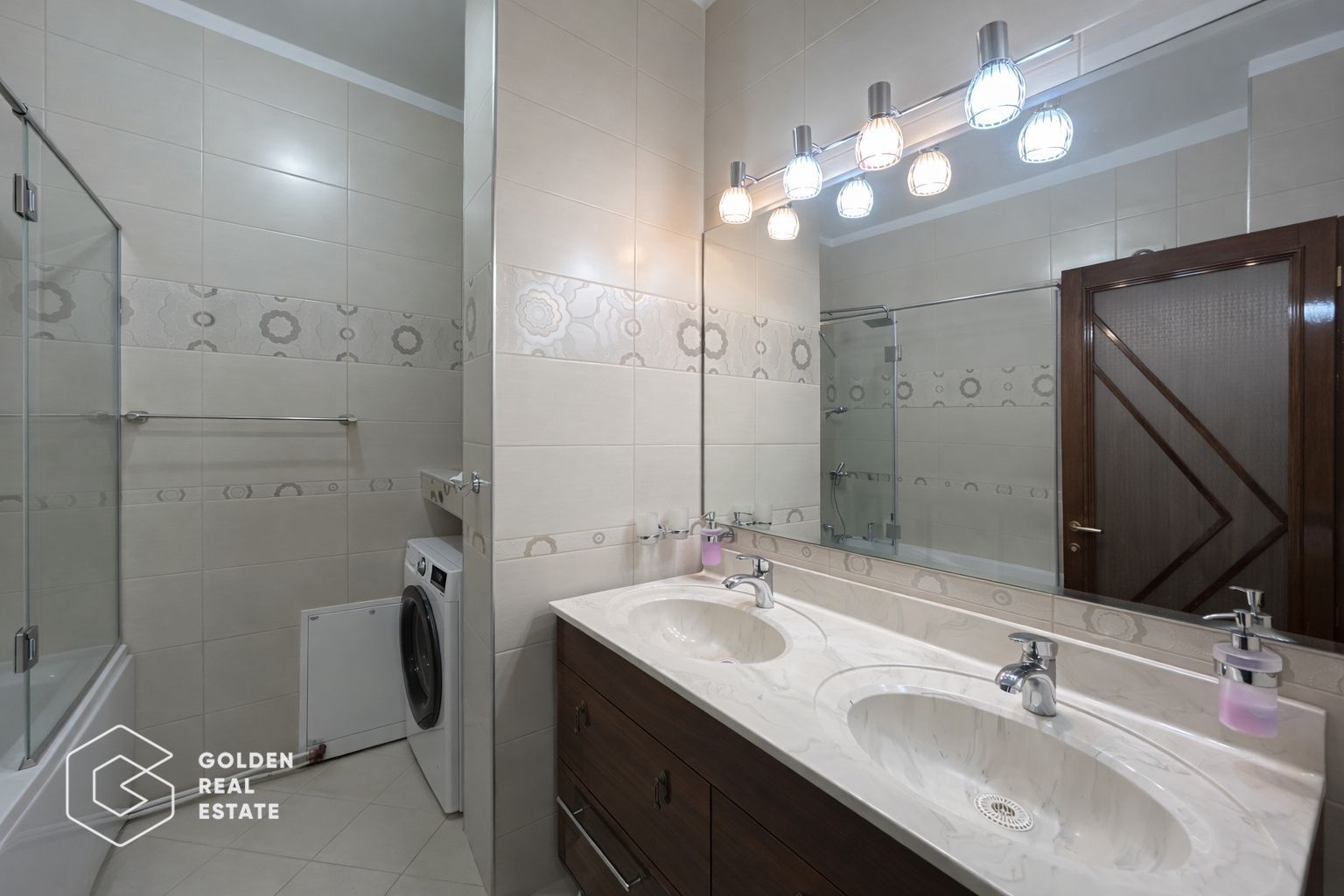 Penthouse Ared Uta, amenajat modern, vedere panoramica spre Stadionul Uta - Poză 9