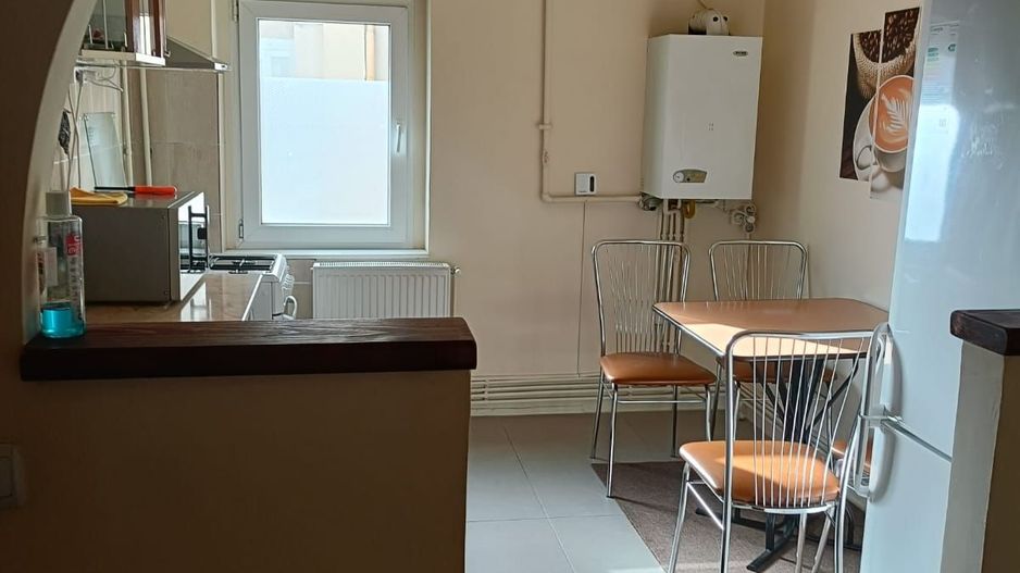 Apartament 3 camere Centrul Civic - Poză 12