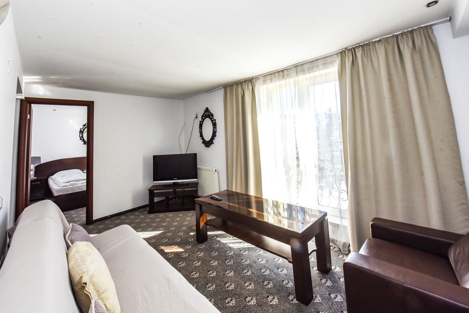 Hotel glamour si restaurant, in inima statiunii Predeal - Poză 46