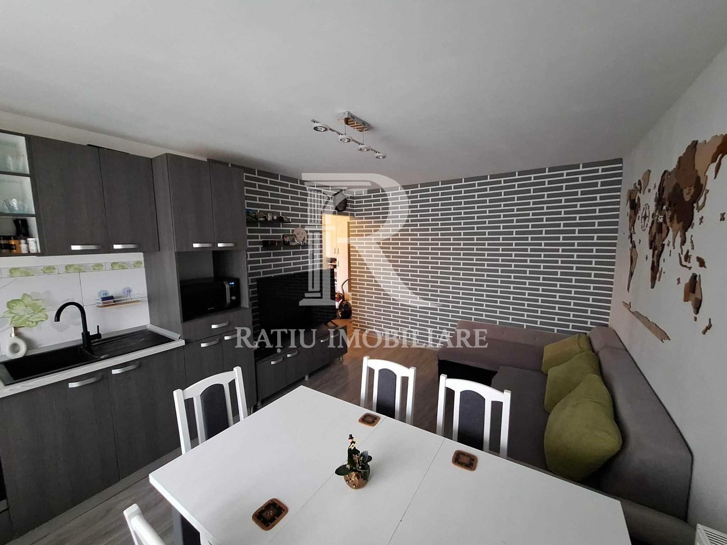 Apartament cu 2 camere | Rogerius | Oradea - Poză 1