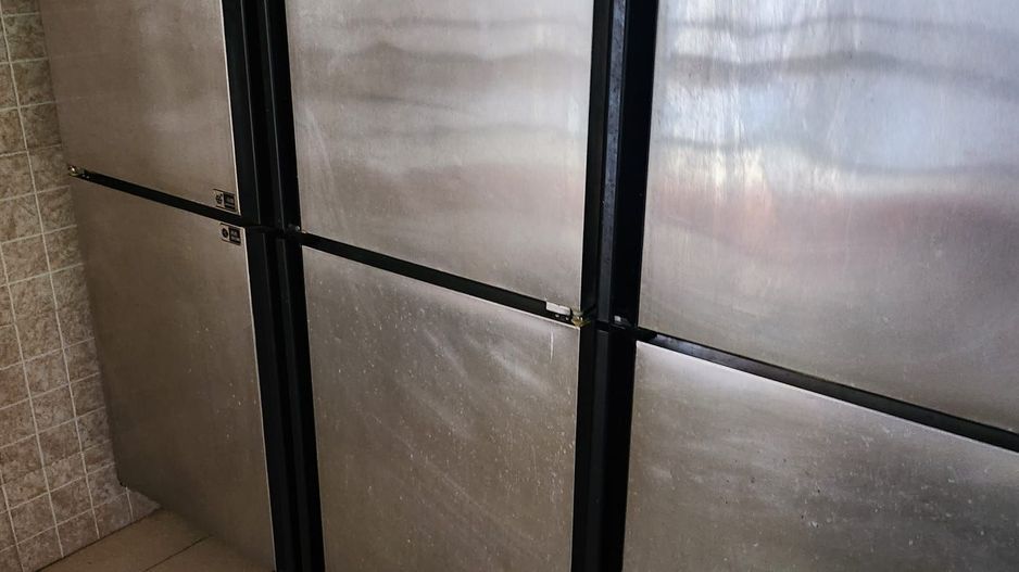 PIPERA/VOLUNTARI  Vilă 3 Nivele Curte & Locuri de Parcare - Gata de Rebranding! - Poză 17