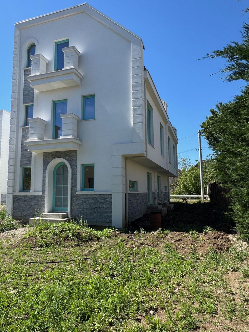 Vile ENGLEZESTI Premium Otopeni , zona BUNA - Poză 3