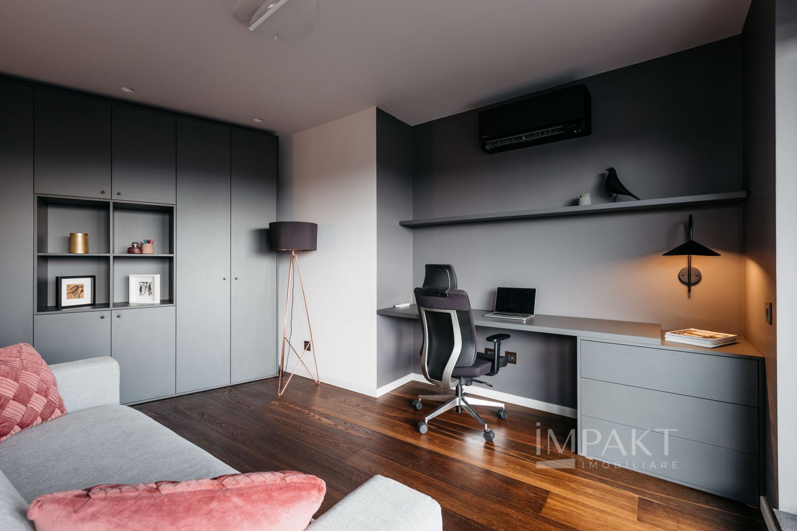 Penthouse extravagant in centrul orasului Cluj- Napoca - Poză 18