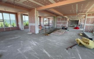 SPATIU COMERCIAL, 800 MP UTILI, 20 LOCURI PARCARI, CENTRALA TERMICA - Poză 4