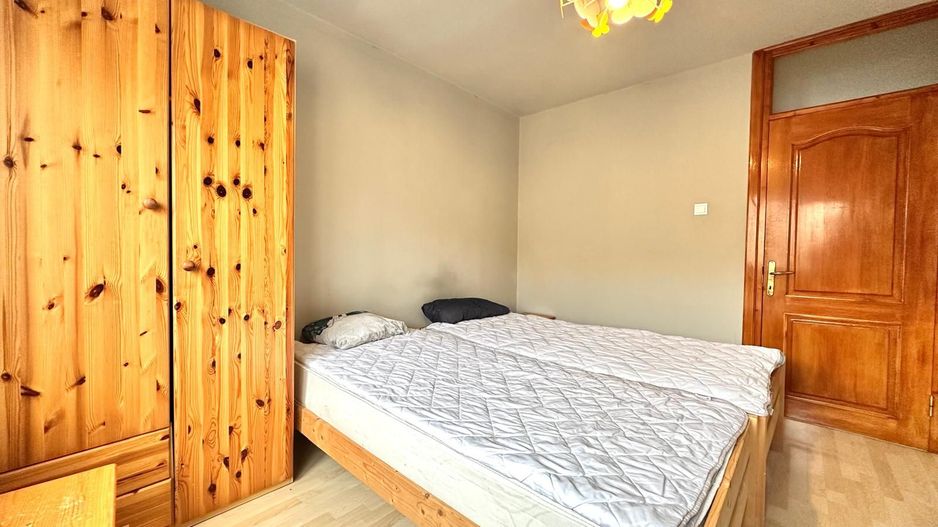 Apartament spatios 4 camere + parcare, pretabil ptr ERASMUS - Poză 5