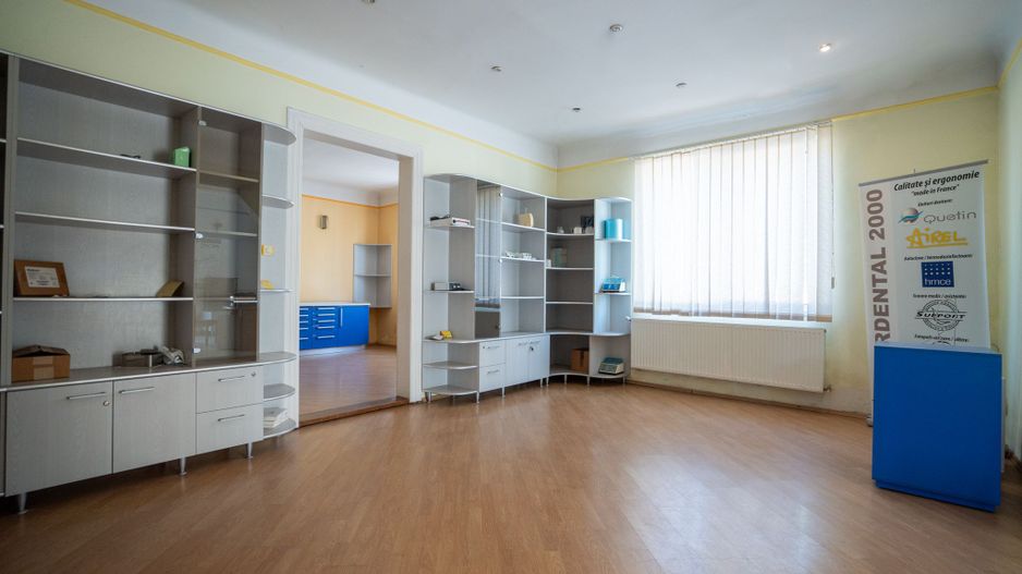 Cabinet sau casa pe Calea Clujului 800 mp teren - Poză 3