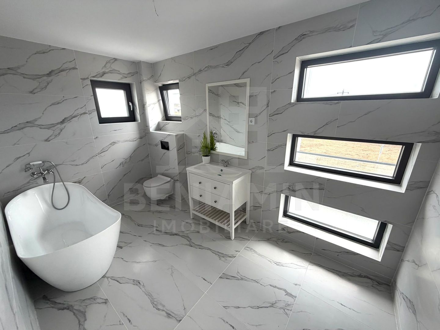 Casa moderna - 4 dormitoare - 2026 - toate utilitatile - Ford - Poză 10