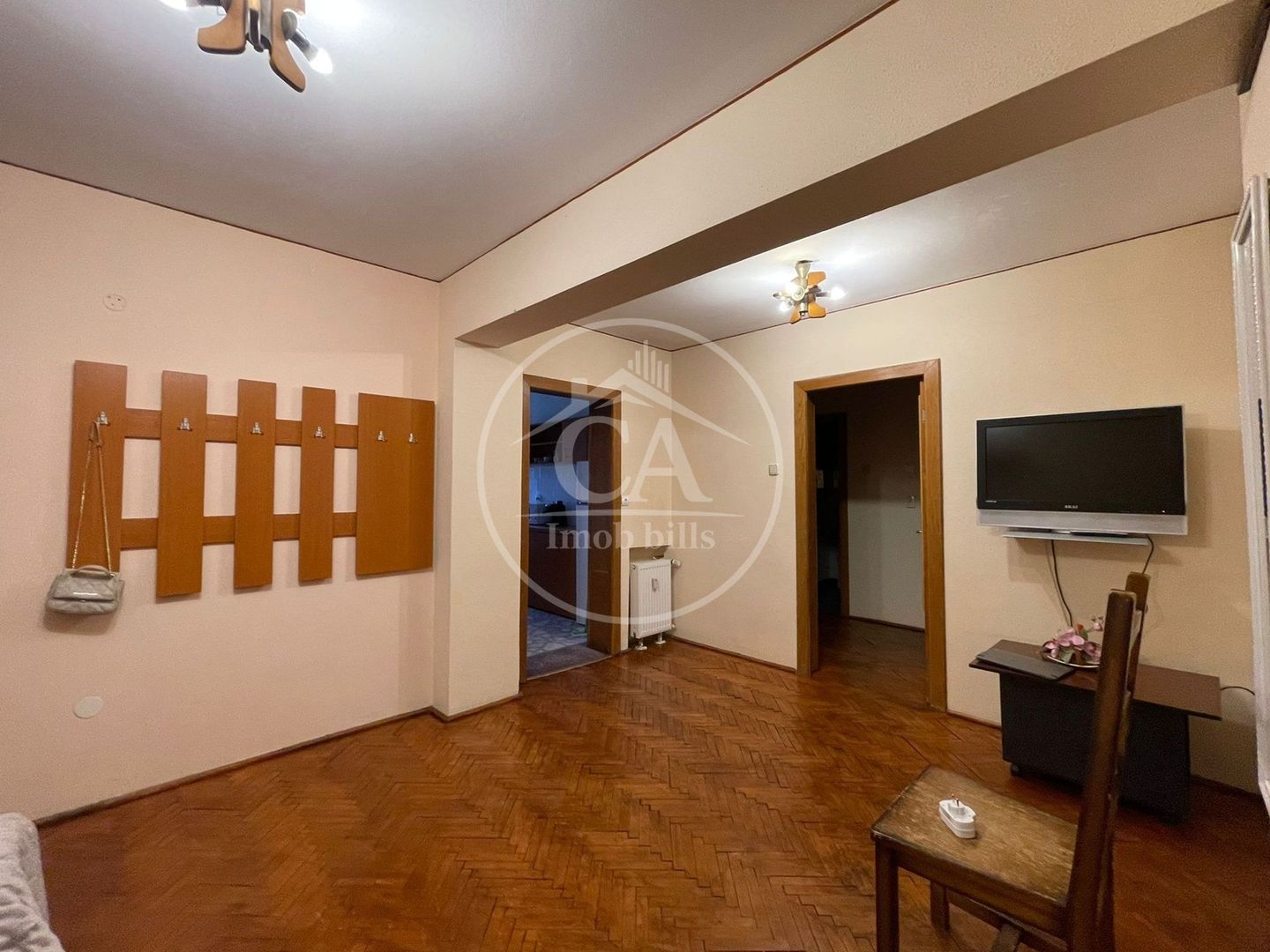 Apartament de închiriat cu 5 camere în zona Ultracentrală, Oradea - Poză 12