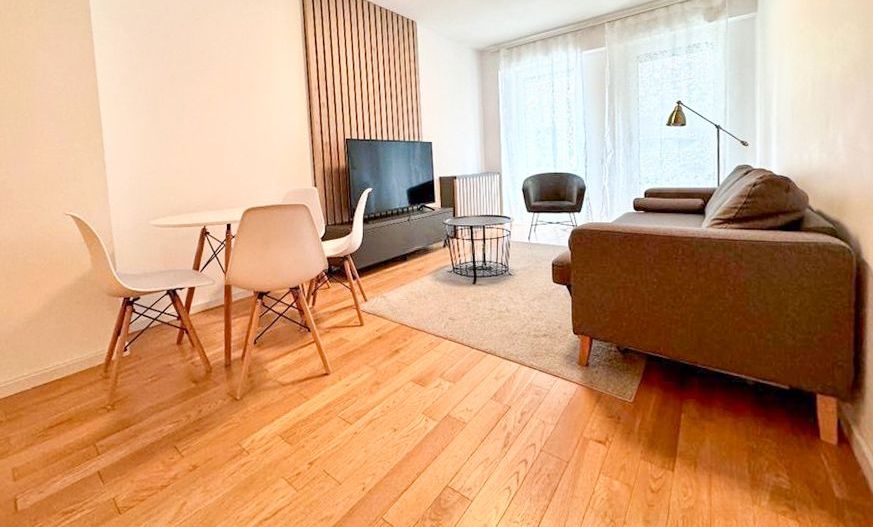Închiriere apartament 3 camere, 70mp | Bloc Boutique - Poză 1