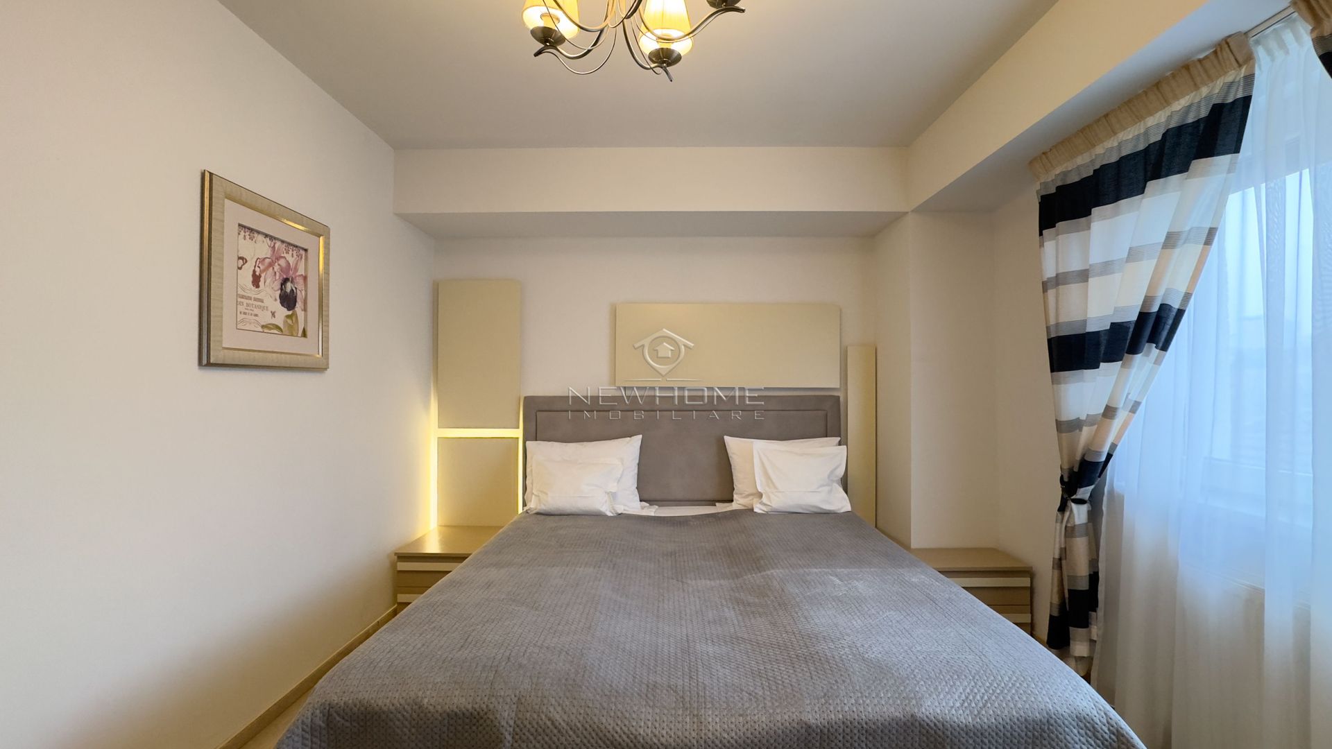 Apartament cu 3 camere, Parcare, P-ta Cipariu  zona Central - Poză 13