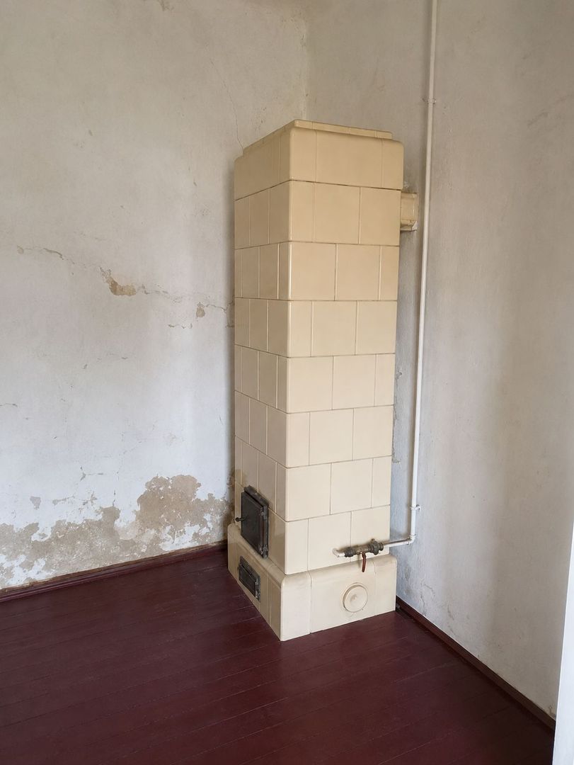 Casă de vânzare cu teren generos în Valea lui Mihai - Poză 5